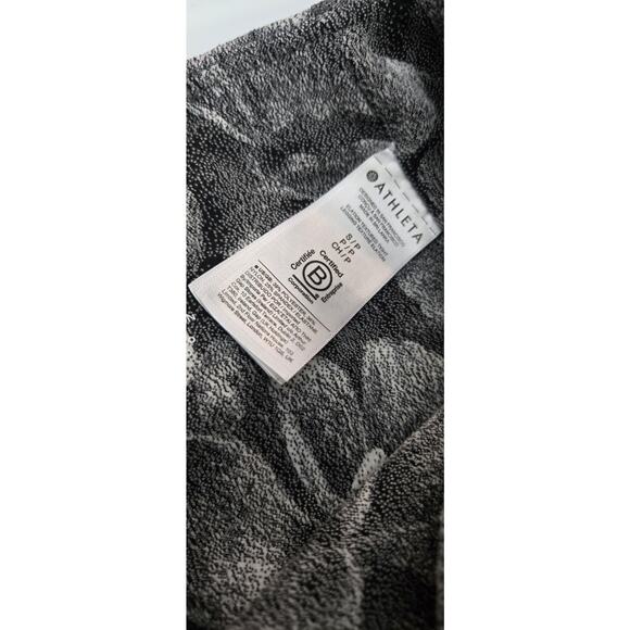 Athleta Elation Textured Tight in Chakra Floral Black Sea Salt, Size S Petite - Picture 5 of 7